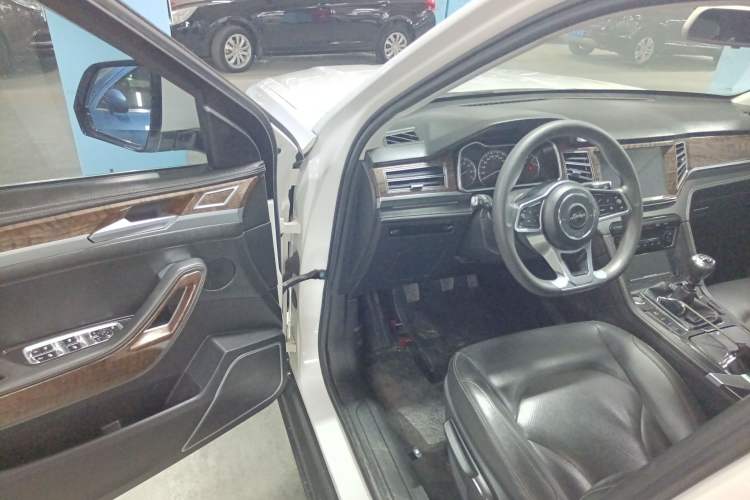 Used Zotye Domy X7 2017 1.5T Manual Elite Version
