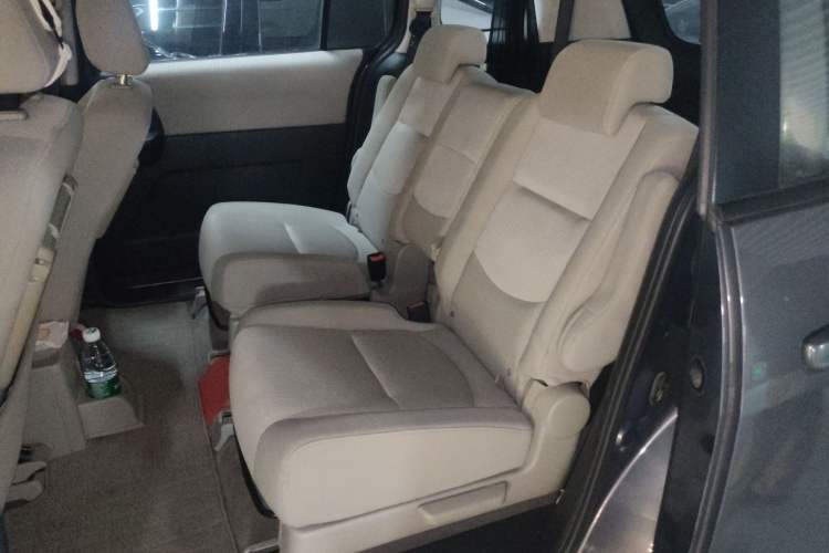 Used Mazda 5 2008 2.0 Automatic Comfort Edition