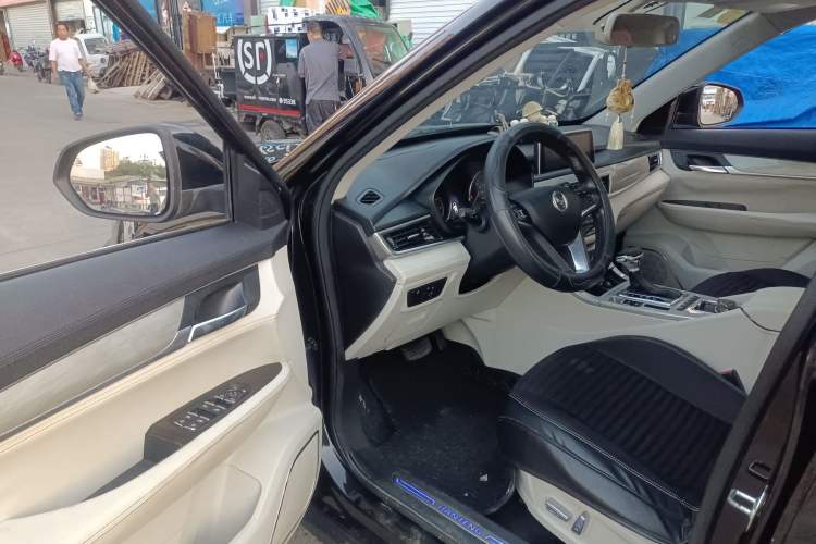Used Hanteng X5 2018 1.5T CVT Luxury Edition
