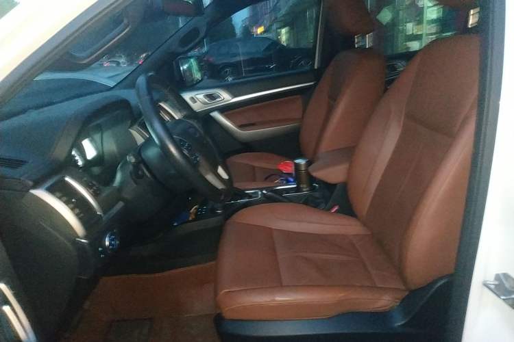 Used Ford Everest 2020 2.3T Gasoline Automatic 4WD Luxury Edition 5 Seats
