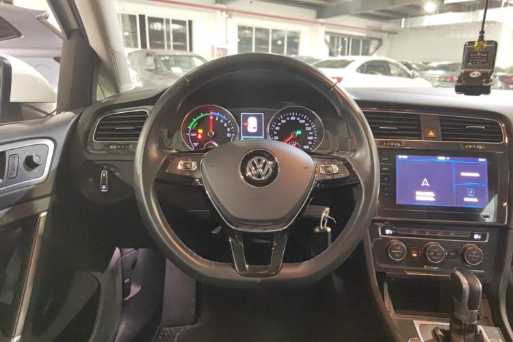 Used Volkswagen Golf Pure Electric 2020 Chari
