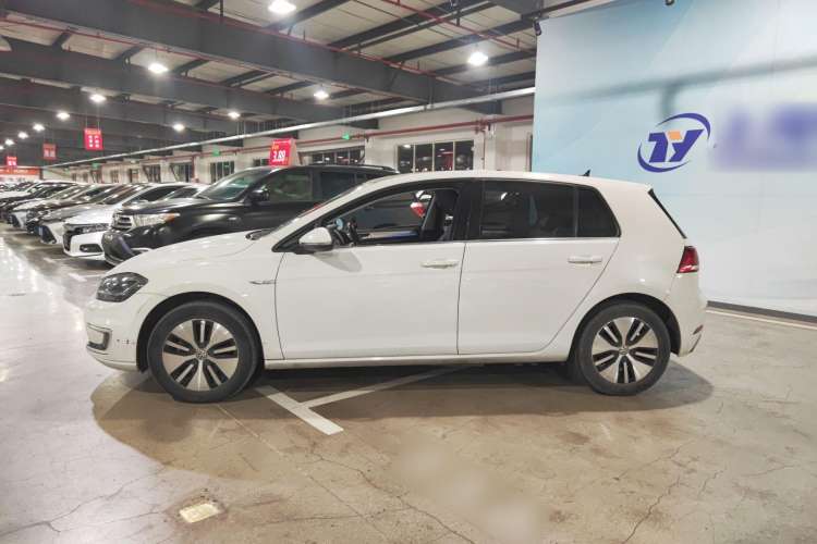 Used Volkswagen Golf Pure Electric 2020 Chari
