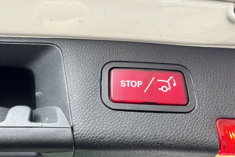 Used Mercedes-Benz C-Class 2011 C 200 Fashion Travel Edition
