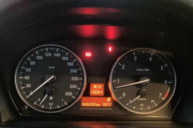 Used BMW X1 2014 sDrive18i Leading Model
