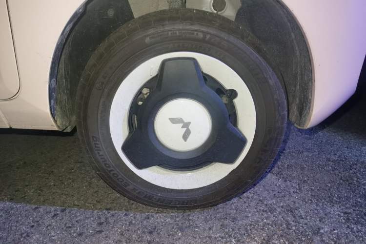 Used Wuling Hongguang MINIEV 2021 Macaron Fashion Model Lithium Iron Phosphate