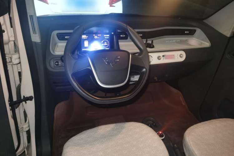 Used Wuling Hongguang MINIEV 2021 Macaron Fashion Model Lithium Iron Phosphate