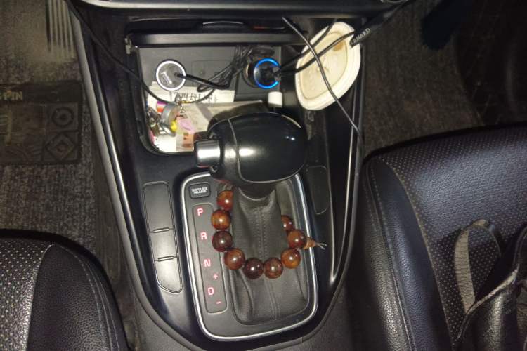 Used Kia Carens 2013 2.0L 5-Seater Automatic Standard Version China V Standard