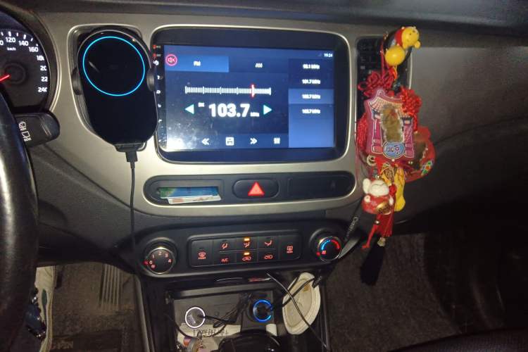 Used Kia Carens 2013 2.0L 5-Seater Automatic Standard Version China V Standard