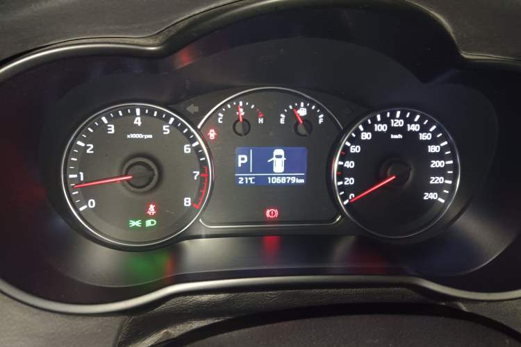 Used Kia Carens 2013 2.0L 5-Seater Automatic Standard Version China V Standard