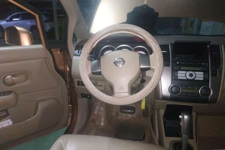 Used Nissan Tiida 2008 1.6L Automatic Smart Version
