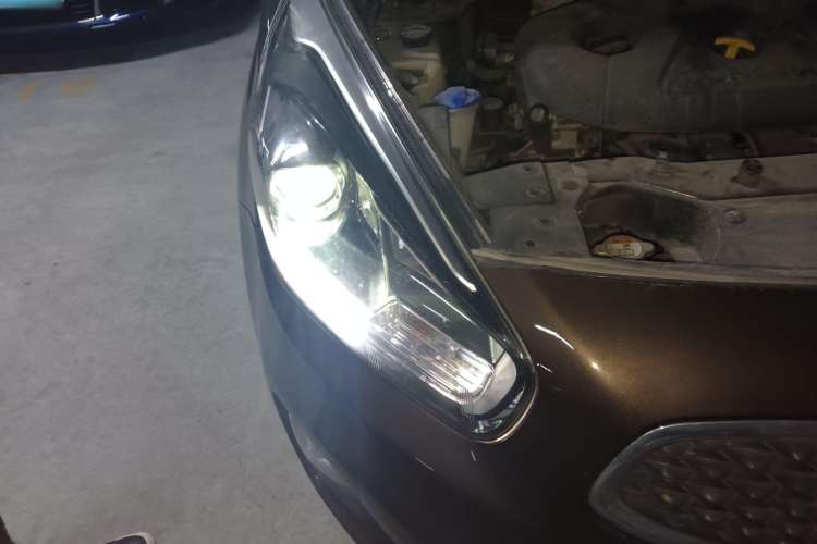 Used Kia Carens 2013 2.0L 5-Seater Automatic Standard Version China V Standard