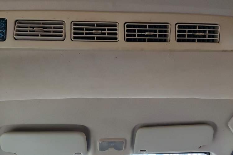 Used Dongfeng Fengon 370 2017 1.5L CVT Fashion Edition 7-Seater