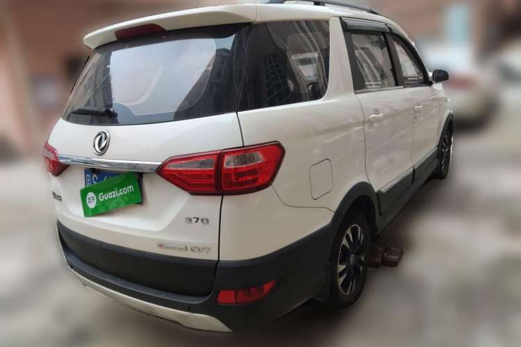 Used Dongfeng Fengon 370 2017 1.5L CVT Fashion Edition 7-Seater