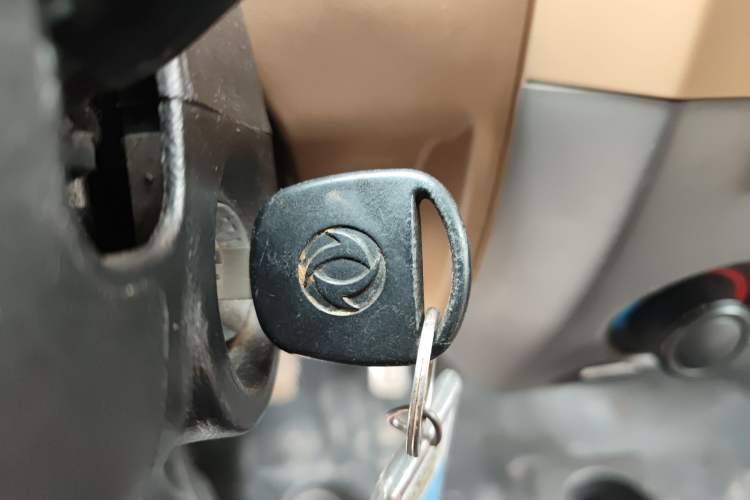 Used Dongfeng Xiaokang V27 2011 1.3L Standard-Plus Extended Version BG13-20