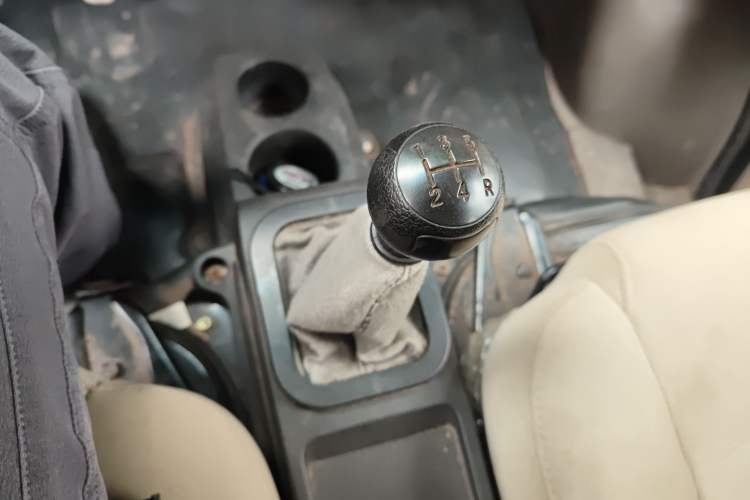 Used Dongfeng Xiaokang V27 2011 1.3L Standard-Plus Extended Version BG13-20