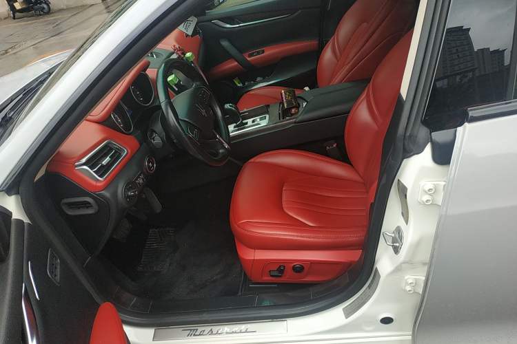 Used Maserati Ghibli 2014 3.0T S Q4
