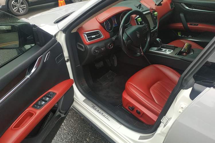 Used Maserati Ghibli 2014 3.0T S Q4
