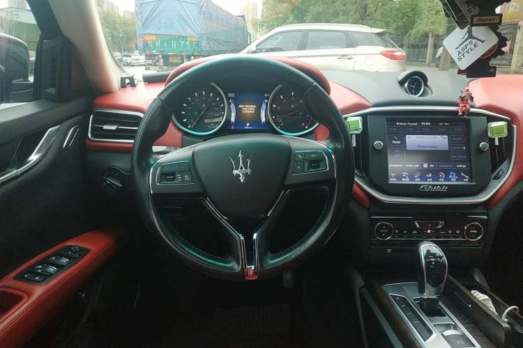 Used Maserati Ghibli 2014 3.0T S Q4
