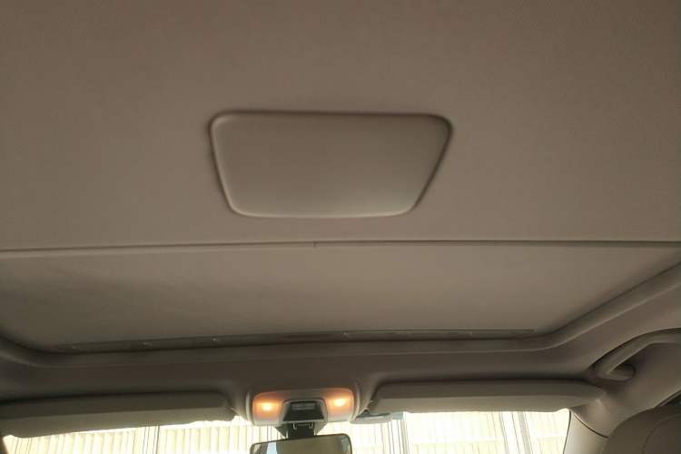 Used Volvo S40 2011 2.0L Automatic ZhiShang Edition