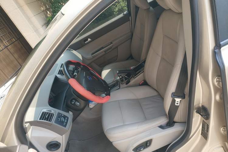 Used Volvo S40 2011 2.0L Automatic ZhiShang Edition