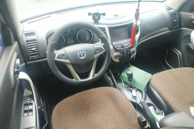 Used Changan CS35 2014 1.6L Automatic Luxury Model China IV Standard
