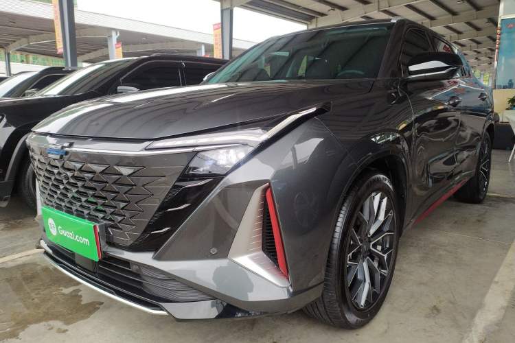 Used Oshan Z6 2023 Blue Whale 1.5T DCT Smart-Led City Edition