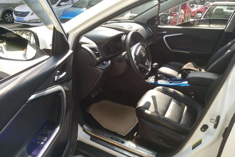 Used HYOSOW S6 2017 1.5T CVT Enjoyment Model
