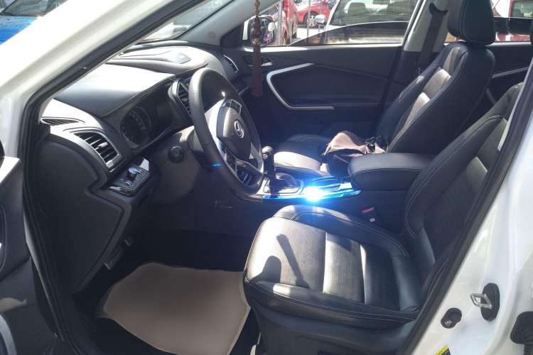 Used HYOSOW S6 2017 1.5T CVT Enjoyment Model
