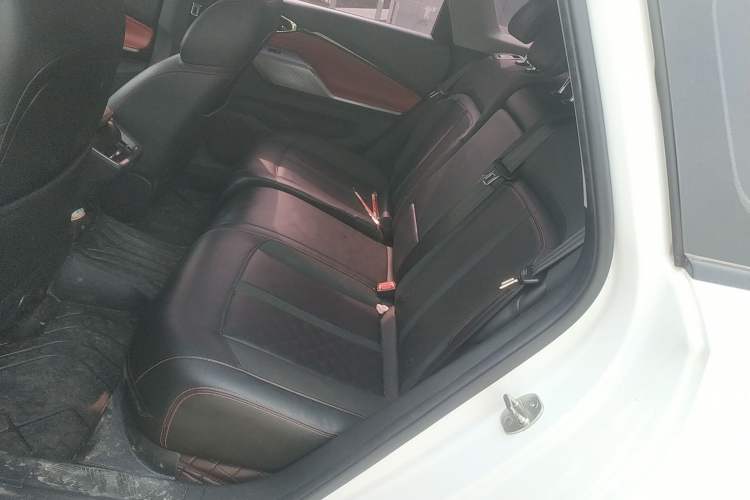 Used Baojun RC-5 2020 RC-5W 1.5T CVT Smart Shine Prestige Model