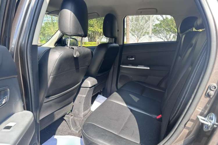 Used Mitsubishi ASX 2016 1.6L Manual Two-Wheel Drive Pioneer Edition