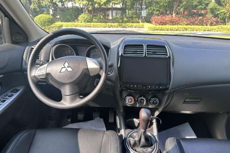 Used Mitsubishi ASX 2016 1.6L Manual Two-Wheel Drive Pioneer Edition