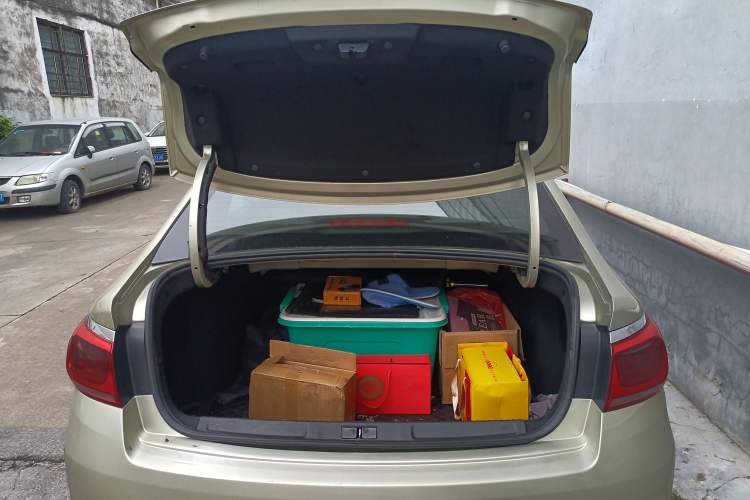 Used Citroen C4 Sega 2016 1.6L Automatic Comfort Model Trunk