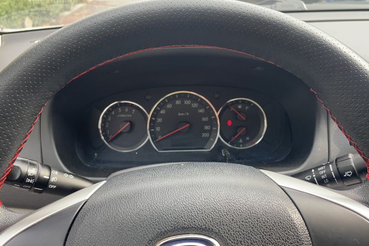 Used Changan Alsvin V3 2015 1.4L Manual Warm-Hearted Model China V Standard
