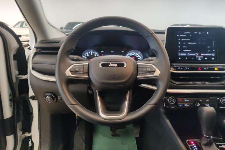 Used Jeep Compass 2021 220T Automatic Leading Edition