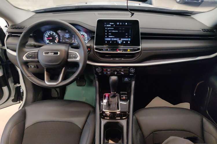 Used Jeep Compass 2021 220T Automatic Leading Edition