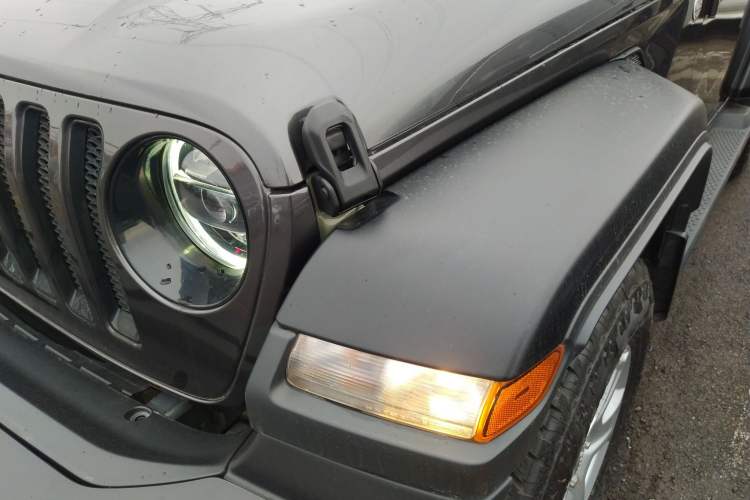 Used Jeep Wrangler 2021 2.0T Sahara Two-Door Edition
