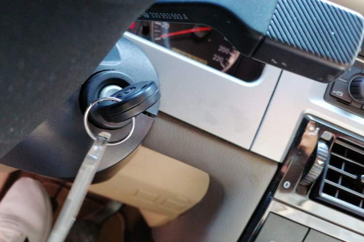 Used Volkswagen Santana Vista 2008 1.8L Manual Sishang Model Vehicle Key