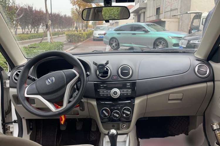 Used Changan Alsvin V3 2015 1.4L Manual Warm-Hearted Model China V Standard
