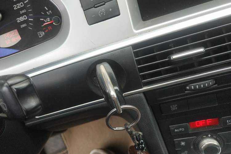 Used Audi A6L 2009 2.0 TFSI automatic standard version