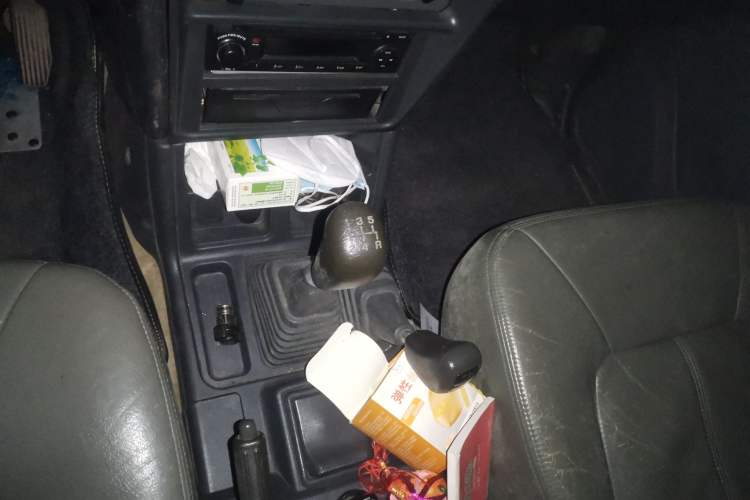 Used Leopaard Heijingang 2009 2.4L Manual 4x4
