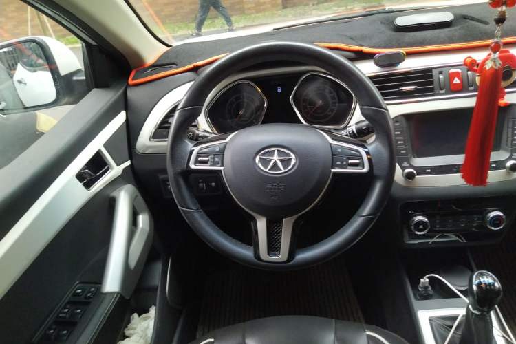 Used JAC Refine S2 2015 1.5L Manual Luxury Smart Model