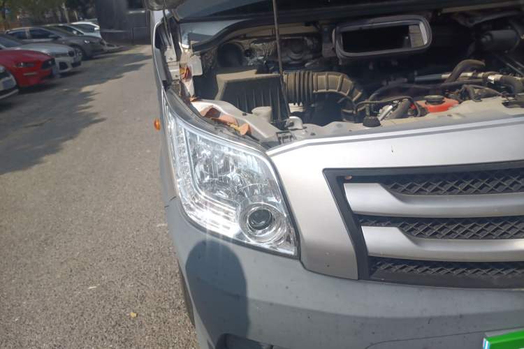 Used Foton Toano 2020 2.5T Manual Tongtu Short Wheelbase Mid-Roof 5/6-Seater 4J25TC3
