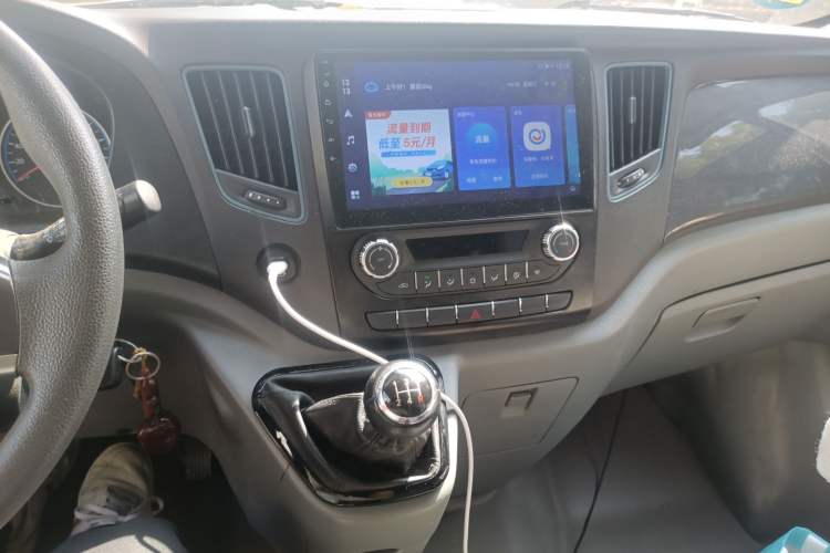 Used Foton Toano 2020 2.5T Manual Tongtu Short Wheelbase Mid-Roof 5/6-Seater 4J25TC3
