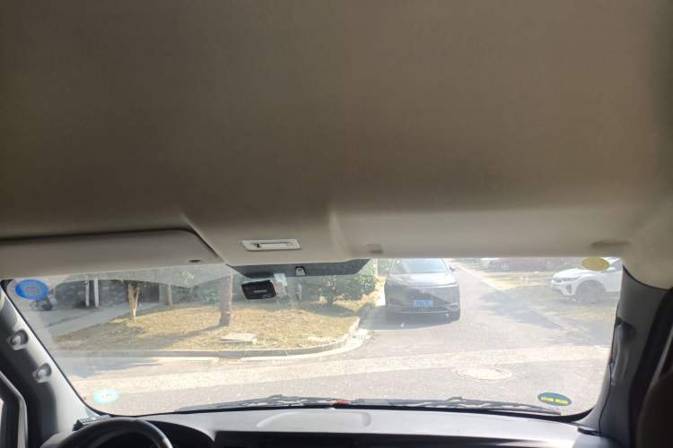 Used Foton Toano 2020 2.5T Manual Tongtu Short Wheelbase Mid-Roof 5/6-Seater 4J25TC3
