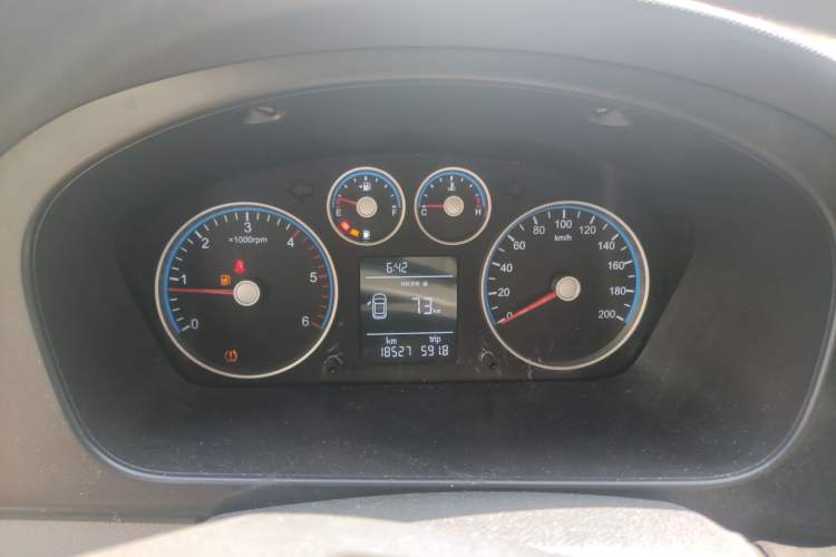 Used Foton Toano 2020 2.5T Manual Tongtu Short Wheelbase Mid-Roof 5/6-Seater 4J25TC3
