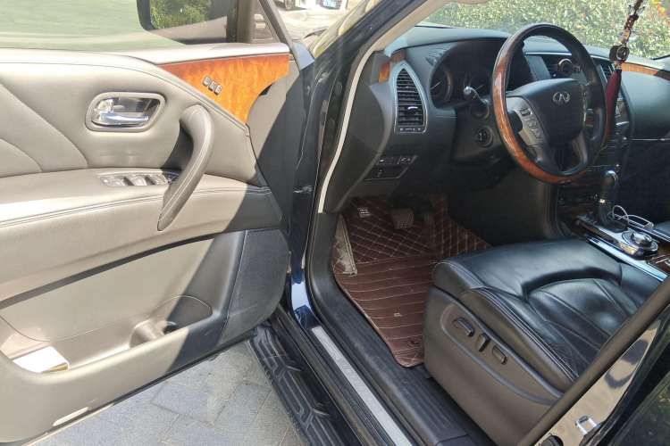 Used Infiniti QX80 2016 5.6L 4WD