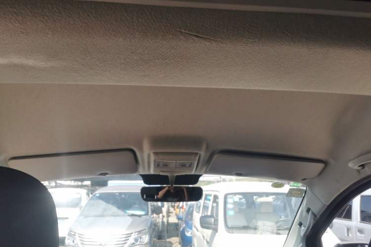 Used Jinbei Gold Hiace 2021 1.5L Passenger Van Travel Lion 6-Seater