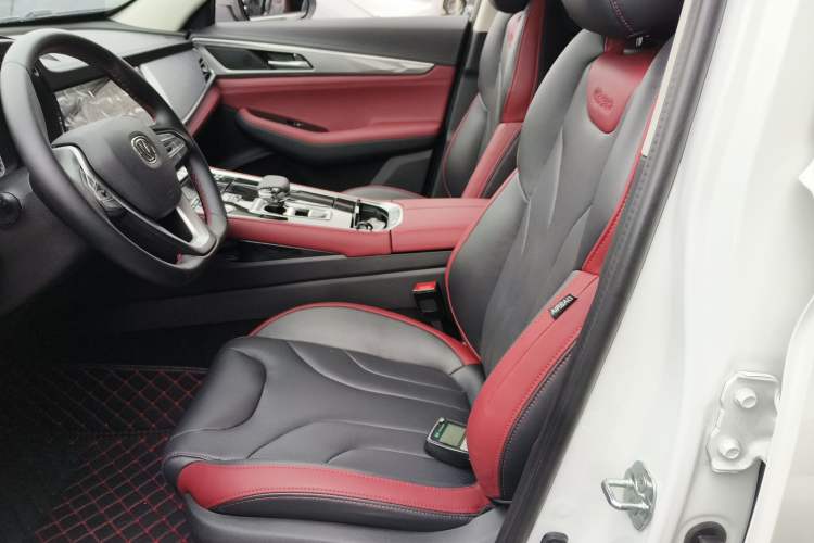 Used Changan CS85 COUPE 2023 1.5T DCT Prestige Edition