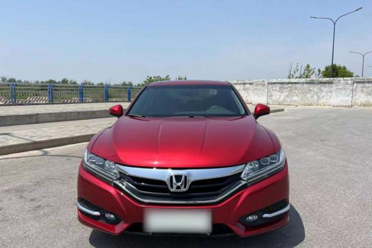 Used Honda Spirior 2015 2.0L Prestige Edition
