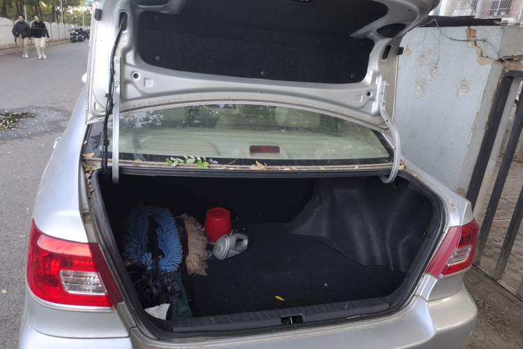 Used Toyota Corolla EX 2011 1.6L Automatic Luxury Edition